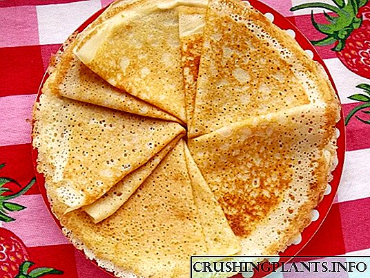 Pancakes kwenye unga wa chachu