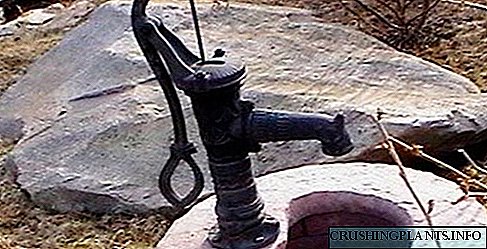 Bomba de man para a auga procedente dun pozo en ausencia de alimentación