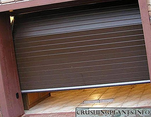 Si vos emere et portas install, sectione transversali garage?